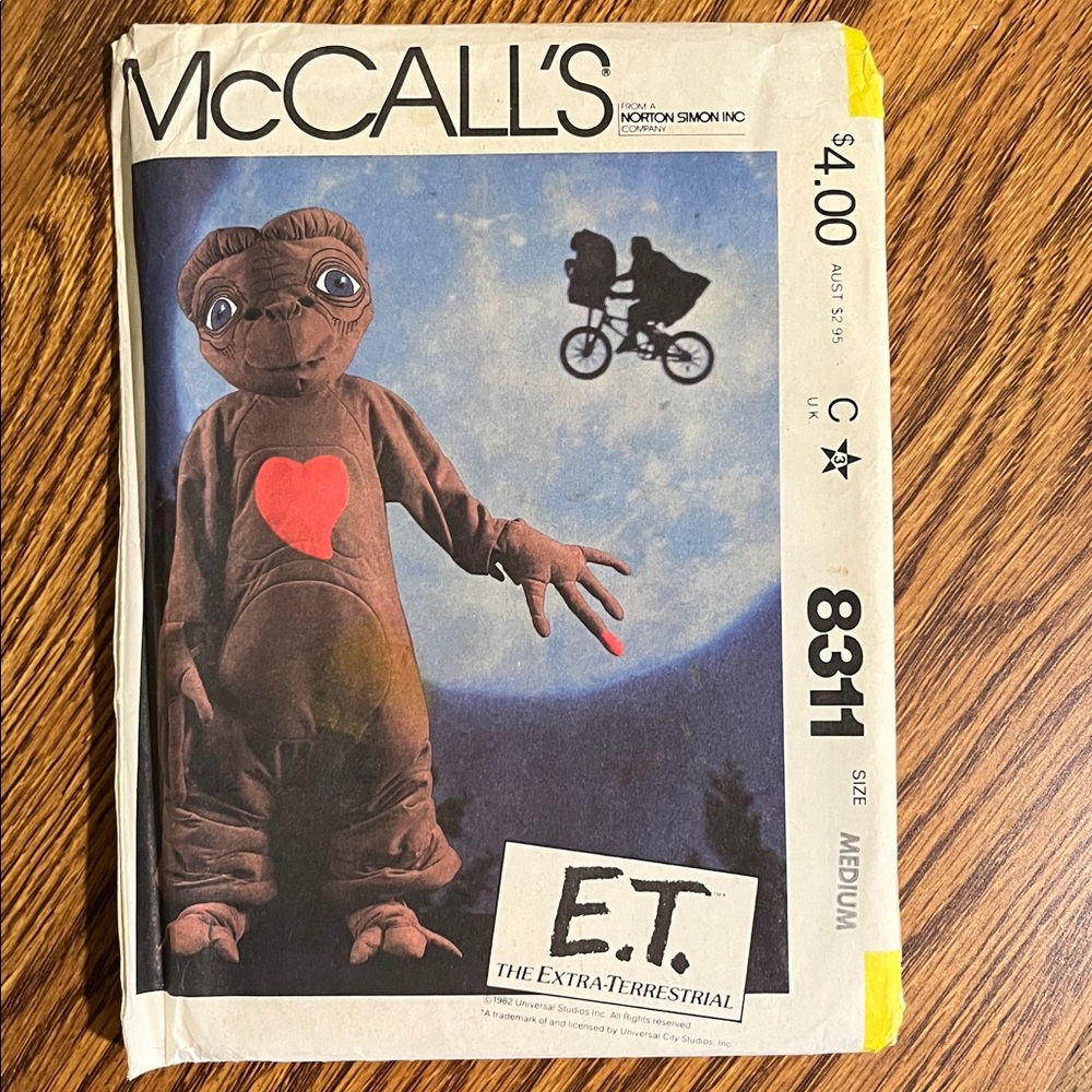 McCall's E.T. Costume Pattern
